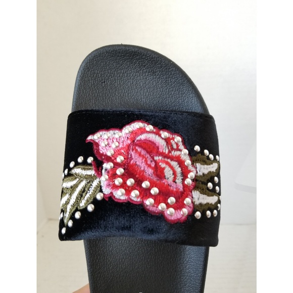 Rose Slider Sandals-B - Picture 7 of 7